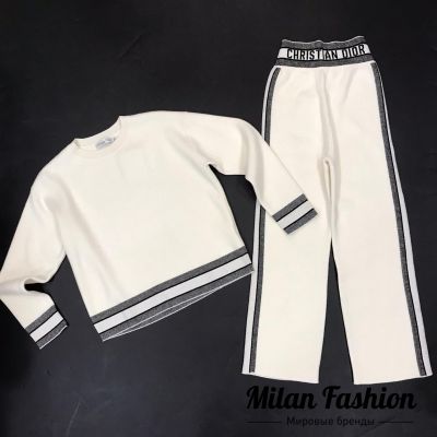 Спортивный костюм ()