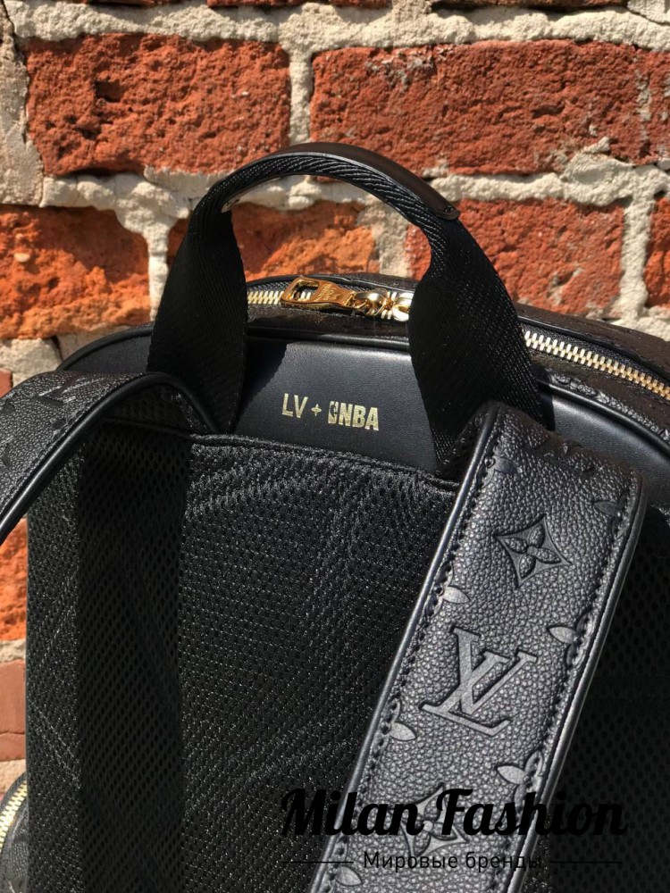 Рюкзак  Louis Vuitton V9979. Вид 4