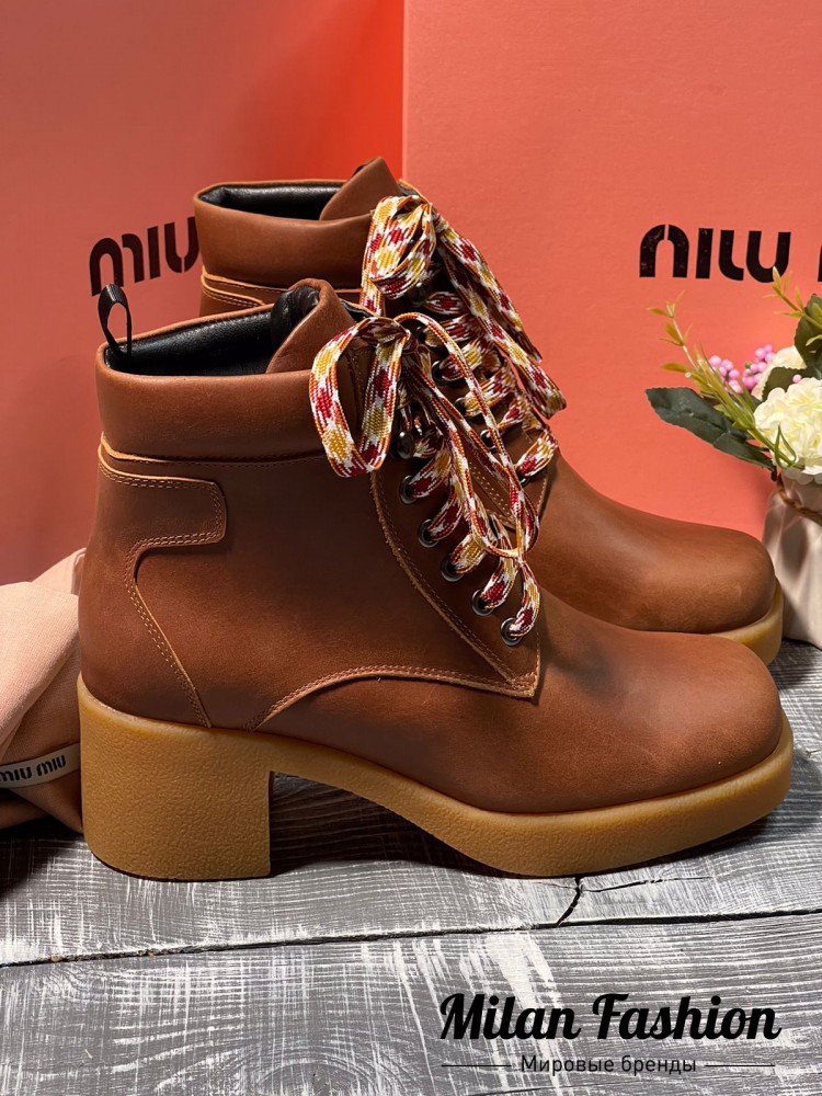 Ботинки  Miu Miu V10186. Вид 1