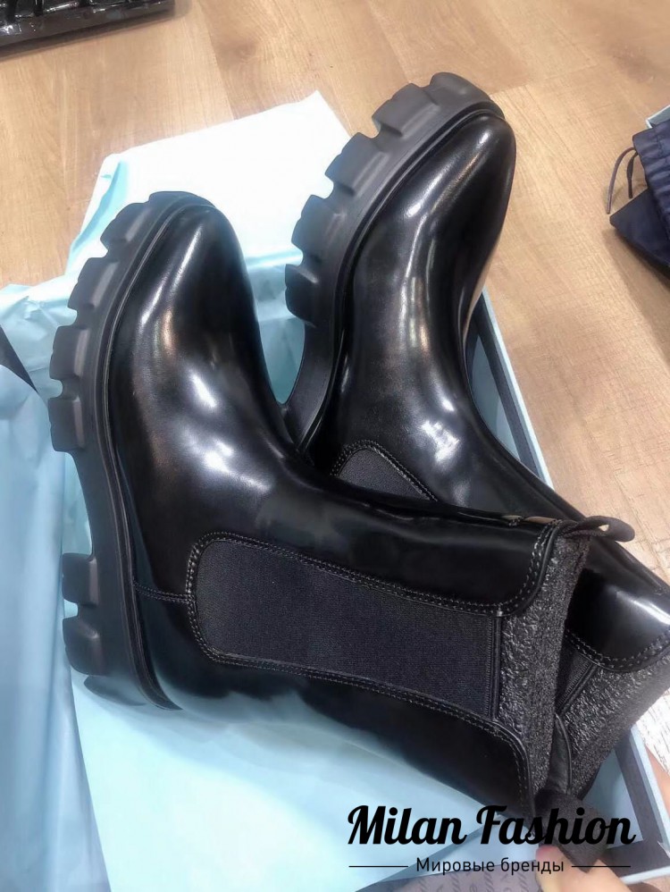 Ботинки  Prada V10470. Вид 2