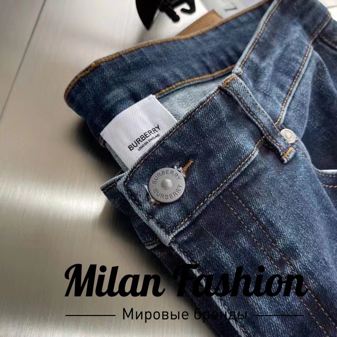 Джинсы  Burberry V13815. Вид 2