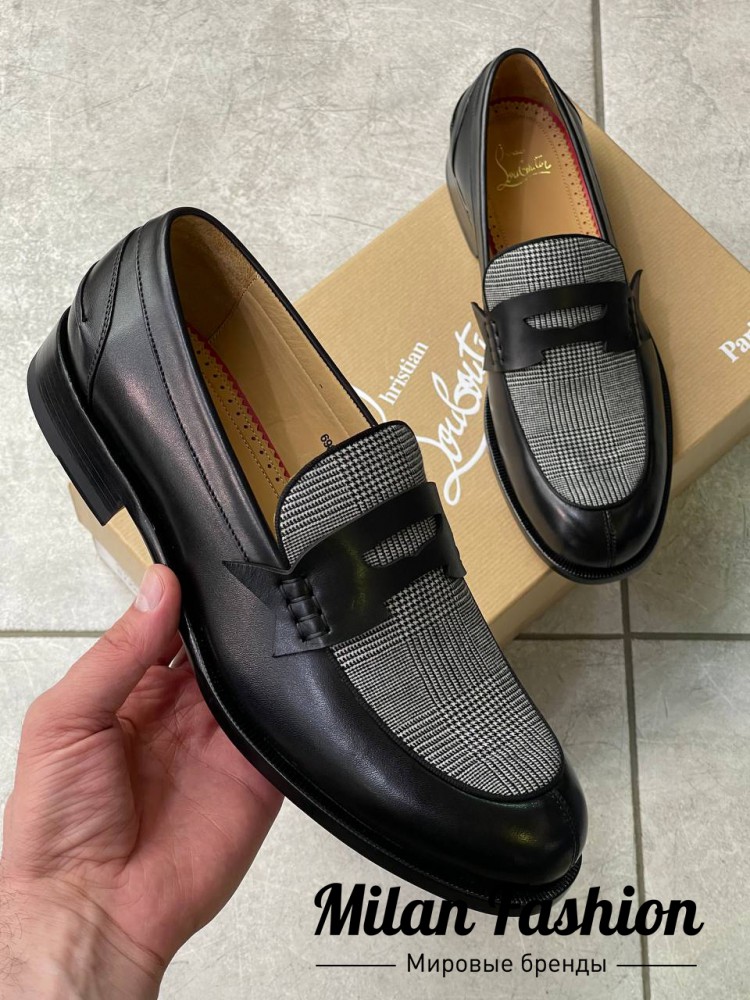 Лоферы  Christian Louboutin V13558. Вид 2