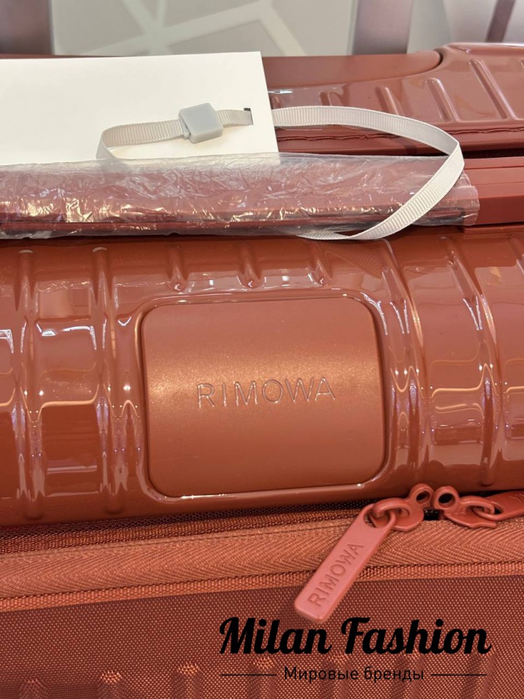 Чемодан Rimova  … V52446. Вид 4