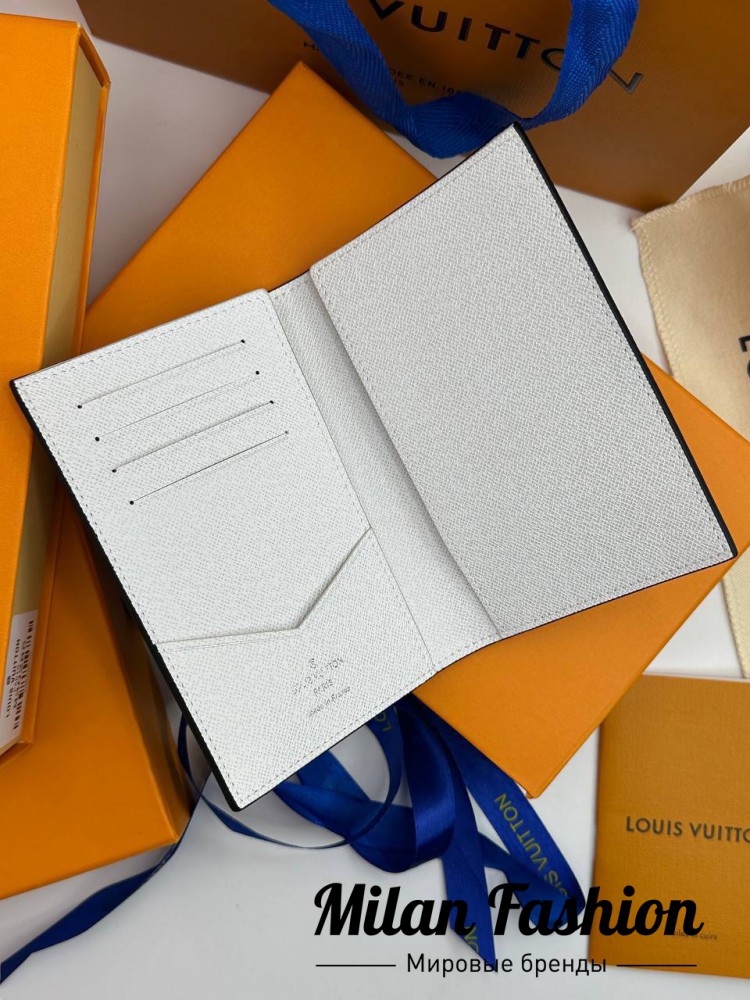 Обложка на паспорт  Louis Vuitton  V34791. Вид 2