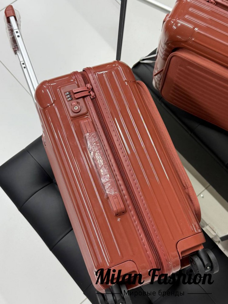 Чемодан Rimova  … V52446. Вид 10