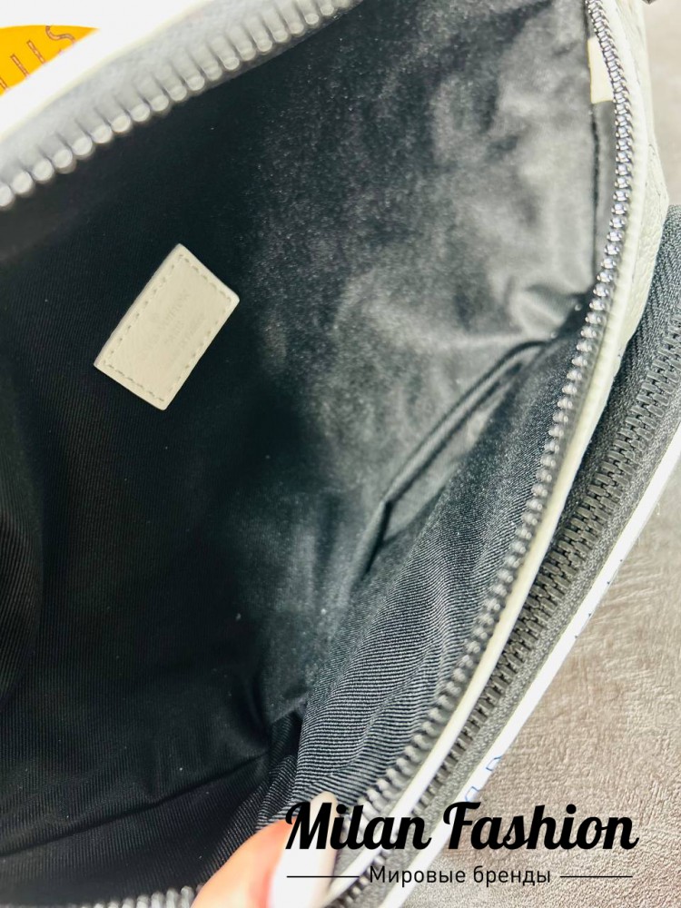 Сумка поясная  Louis Vuitton B33539. Вид 6