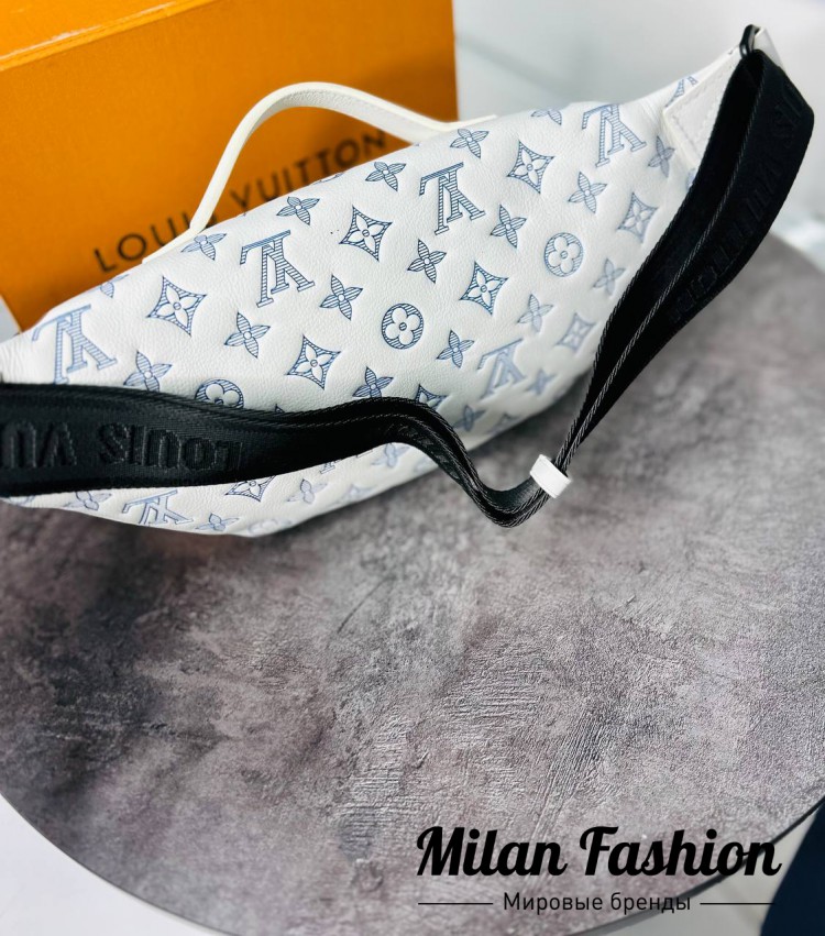 Сумка поясная  Louis Vuitton B33539. Вид 3