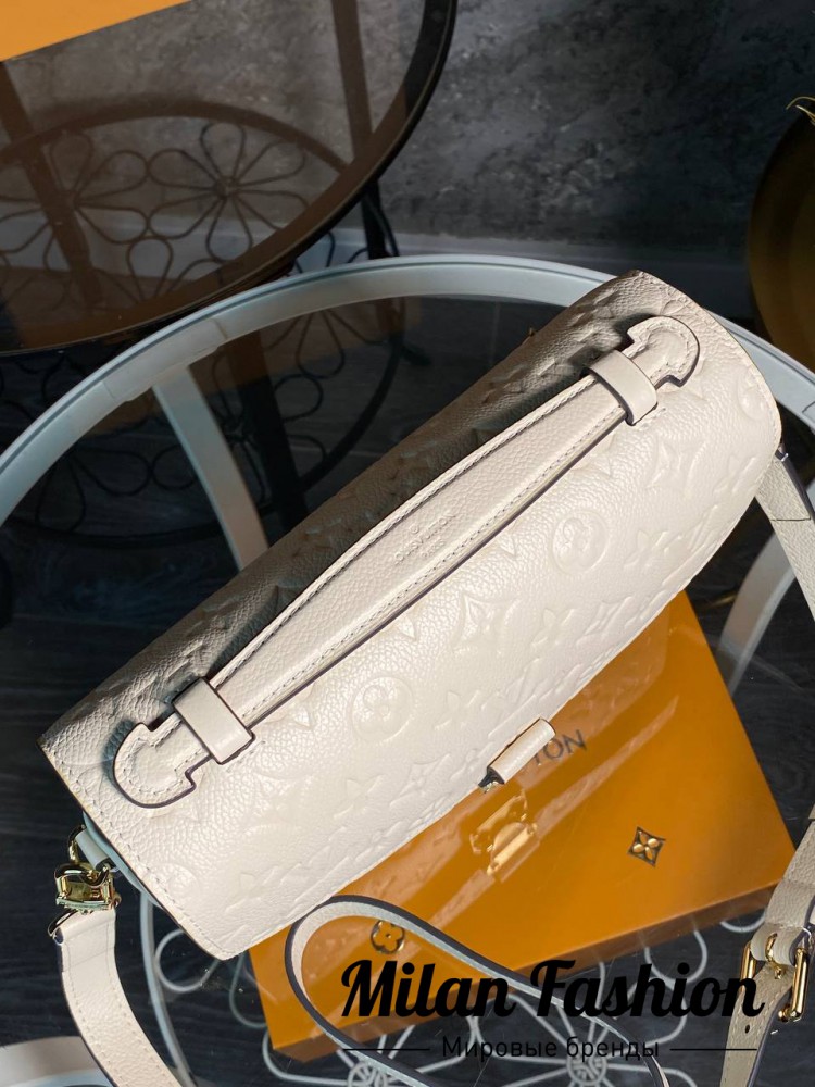Сумка  Metis Louis Vuitton V39611. Вид 2