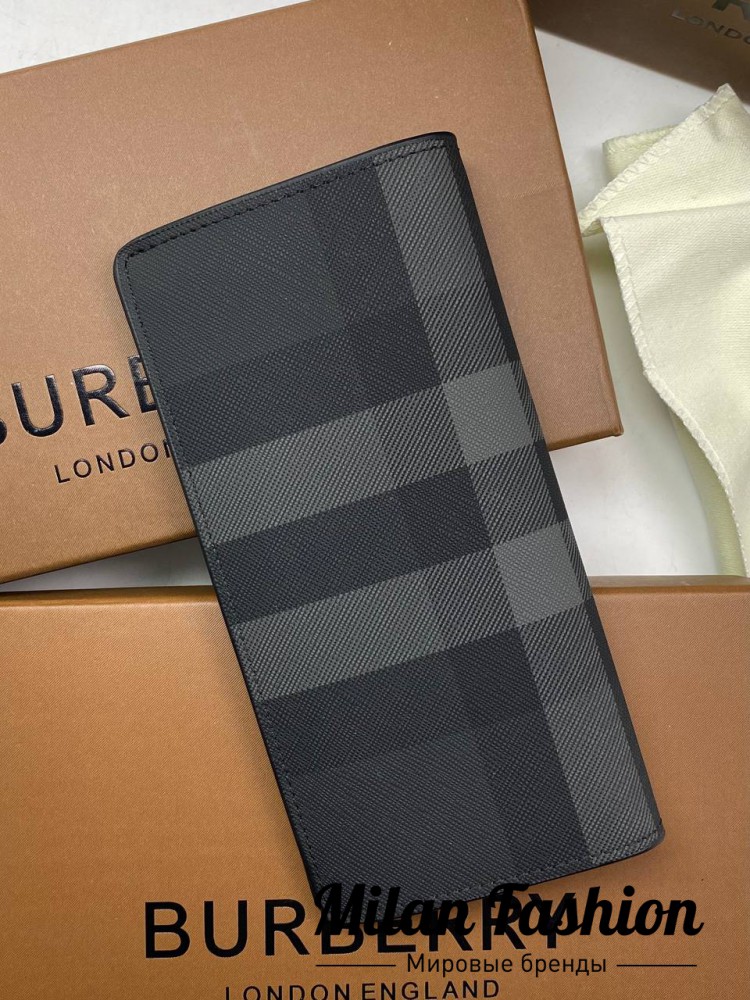 Купюрник  Burberry V52377. Вид 2