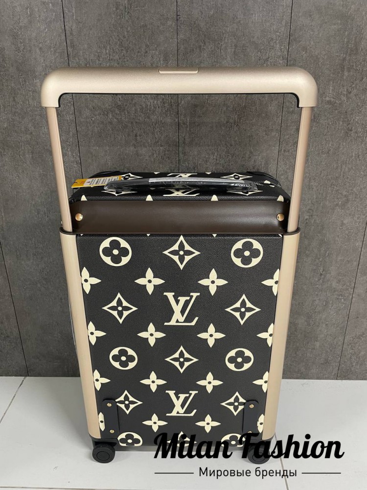 Чемодан  Louis Vuitton V52395. Вид 2