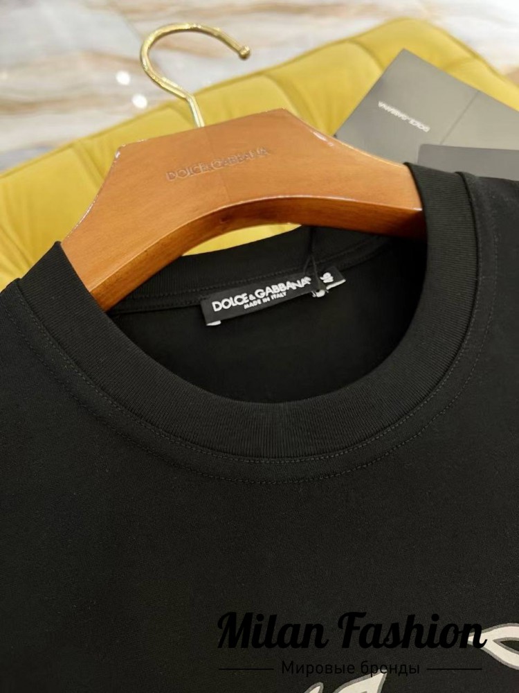 Футболка  Dolce & Gabbana V52352. Вид 3