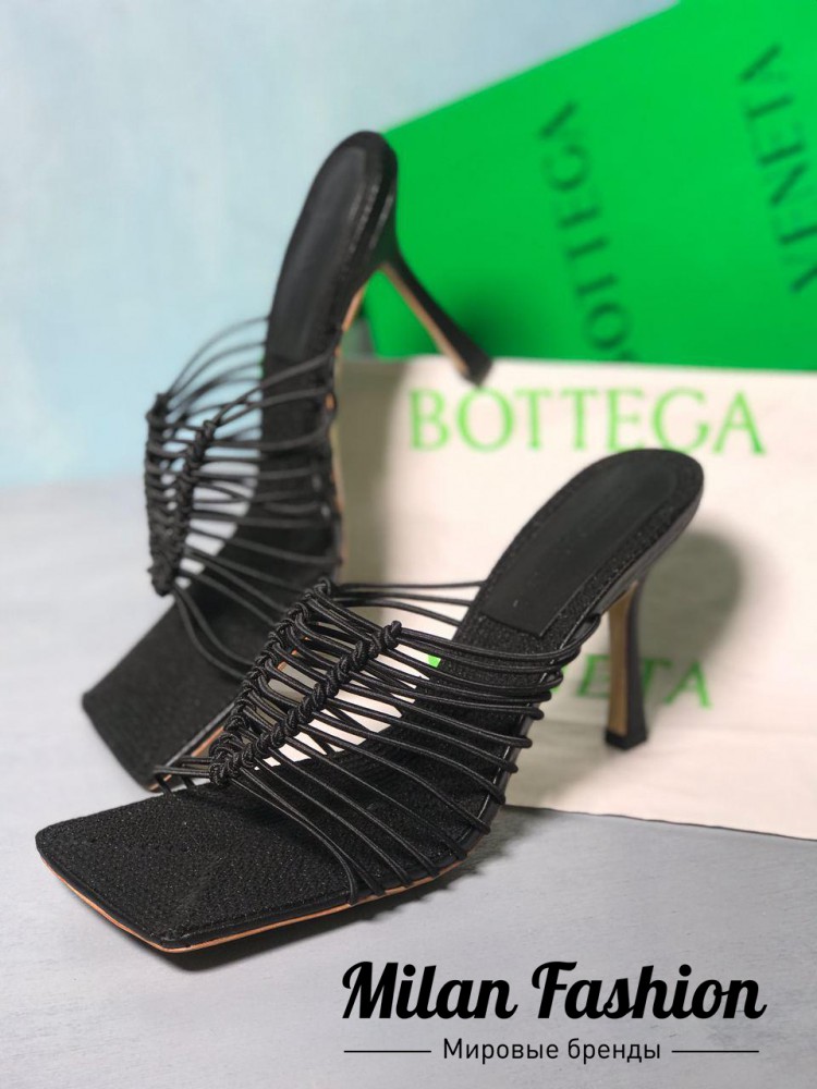 Сабо  Bottega Veneta V6917. Вид 1
