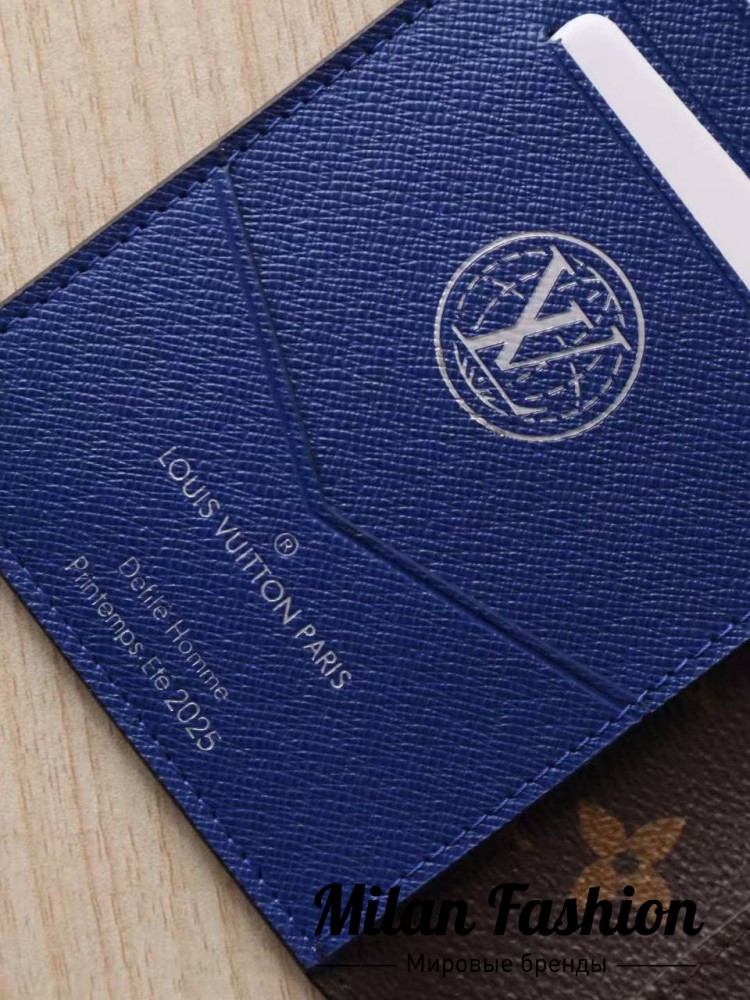 Обложка на паспорт  Louis Vuitton V52418. Вид 5