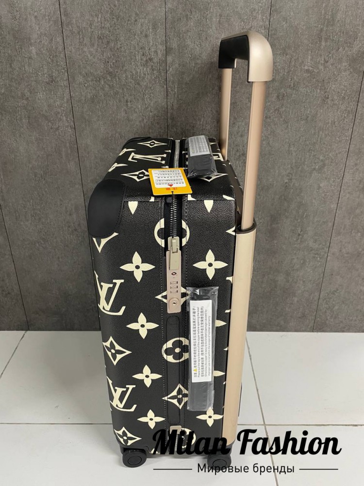 Чемодан  Louis Vuitton V52395. Вид 3