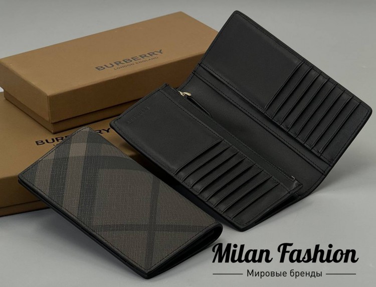 Купюрник Burberry V52411. Вид 4