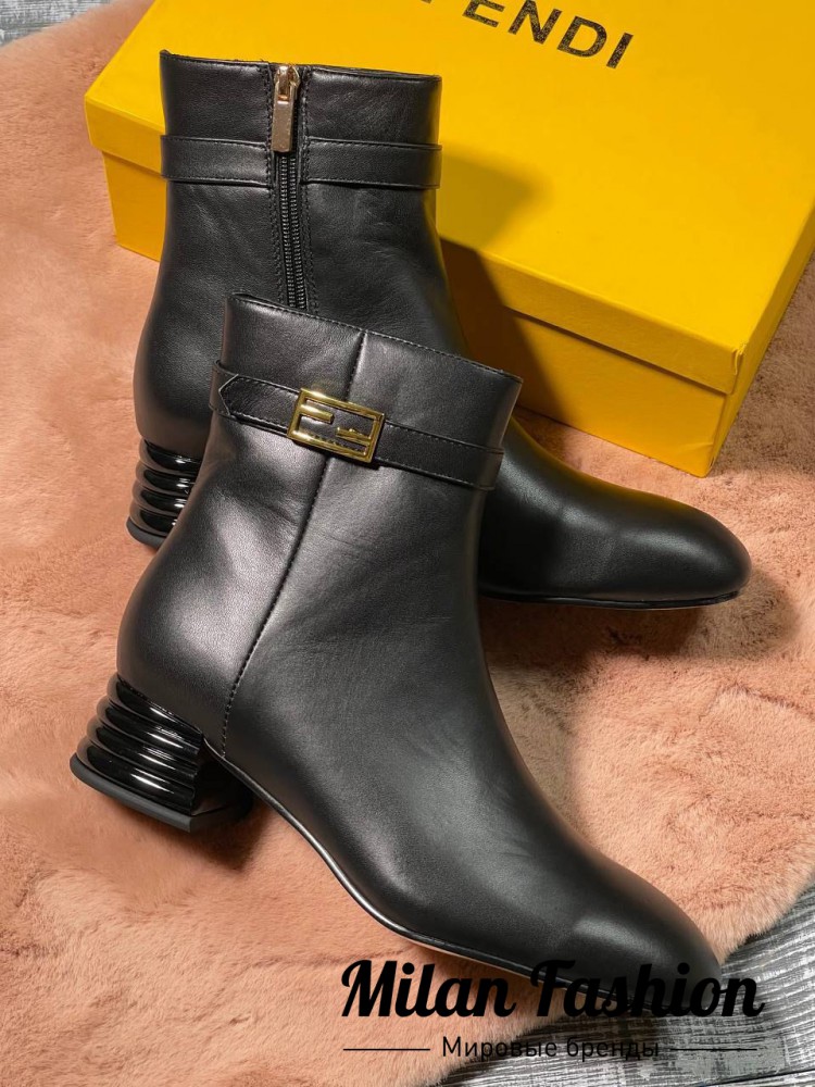 Ботинки  Fendi V10516. Вид 1
