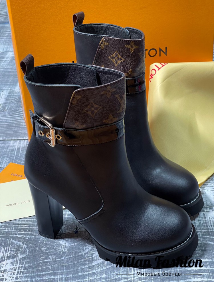 Ботинки  Louis Vuitton V10644. Вид 1