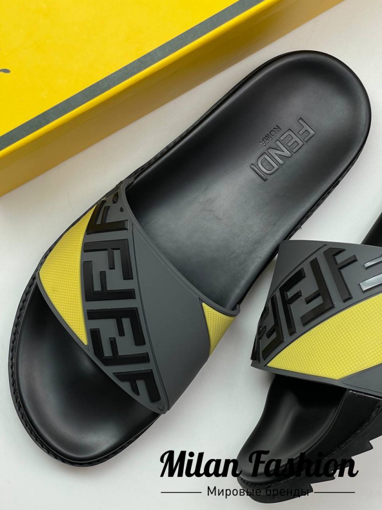 Шлёпанцы  Fendi V11376. Вид 4