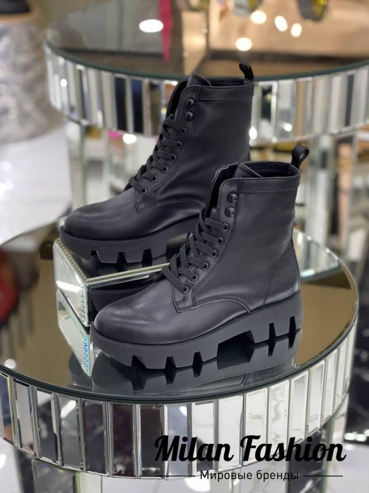 Ботинки  Prada V10175. Вид 1