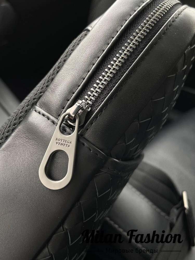 Сумка нагрудная  Bottega Veneta V3033. Вид 2