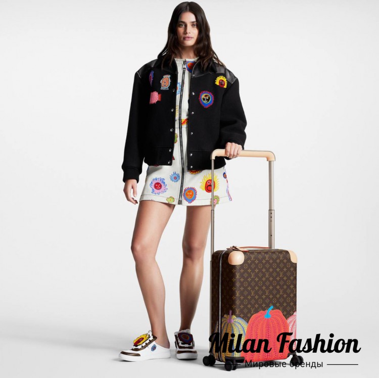 Чемодан  Louis Vuitton V32270. Вид 3