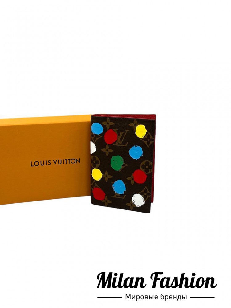 Обложка на паспорт  Louis Vuitton V33138. Вид 1