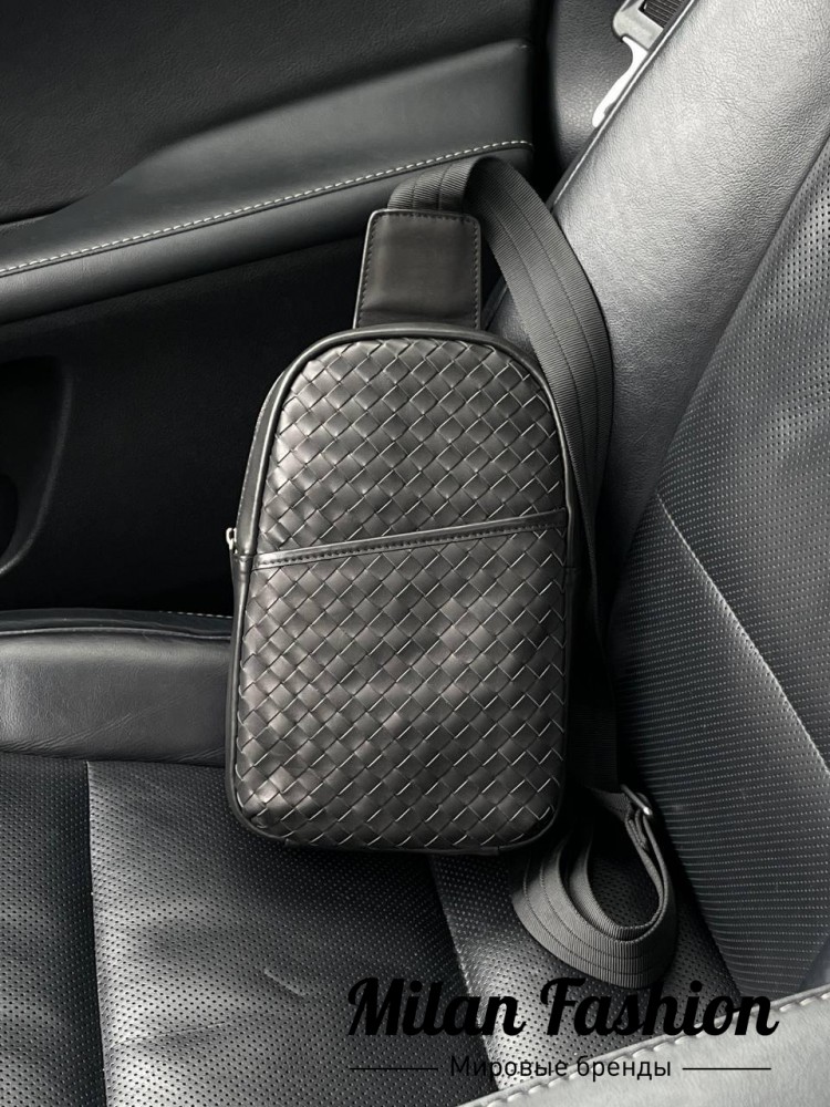 Сумка нагрудная  Bottega Veneta V3033. Вид 1