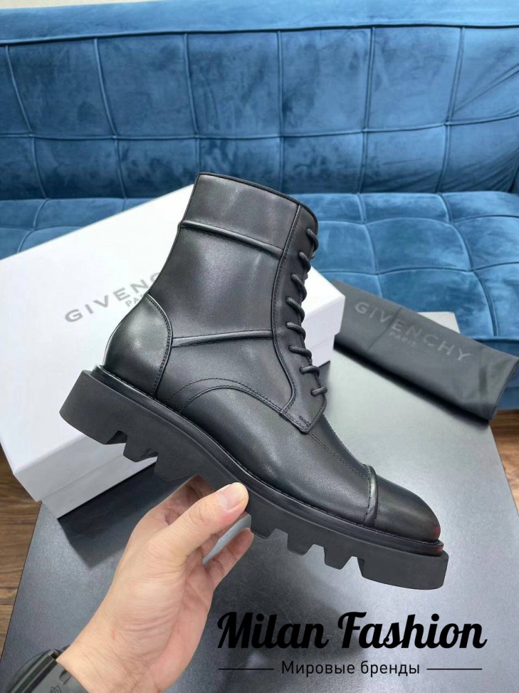 Ботинки  Givenchy V143252. Вид 1