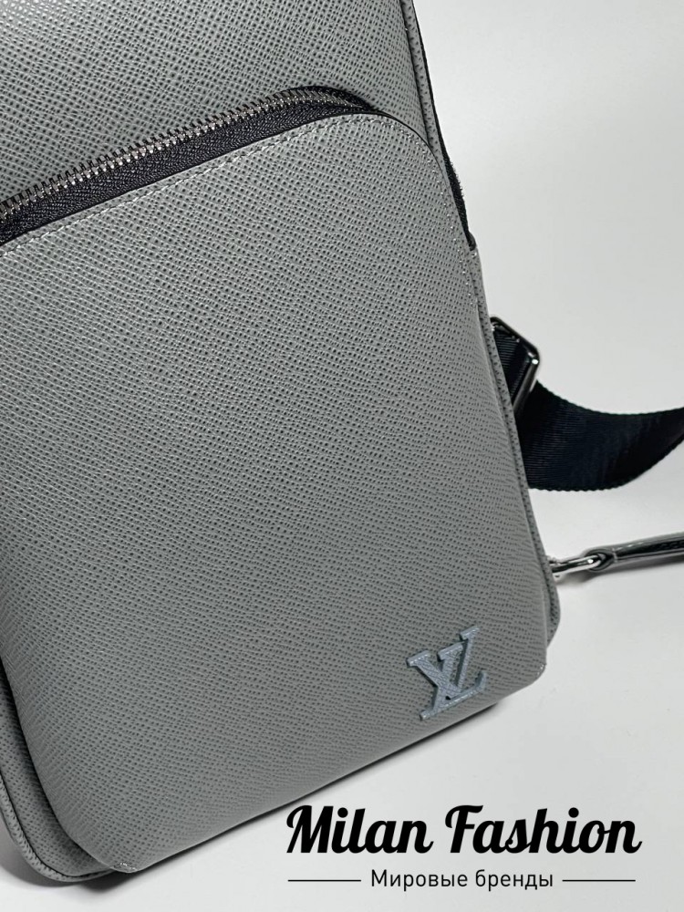 Сумка -слинг Avenue  Louis Vuitton V143239. Вид 5