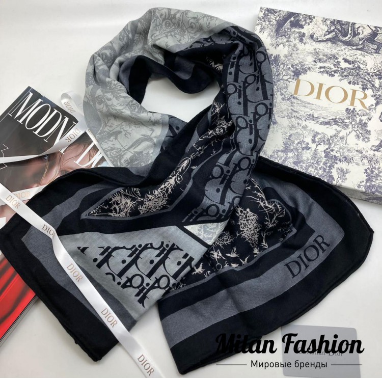 Платок  Christian Dior V10674. Вид 1