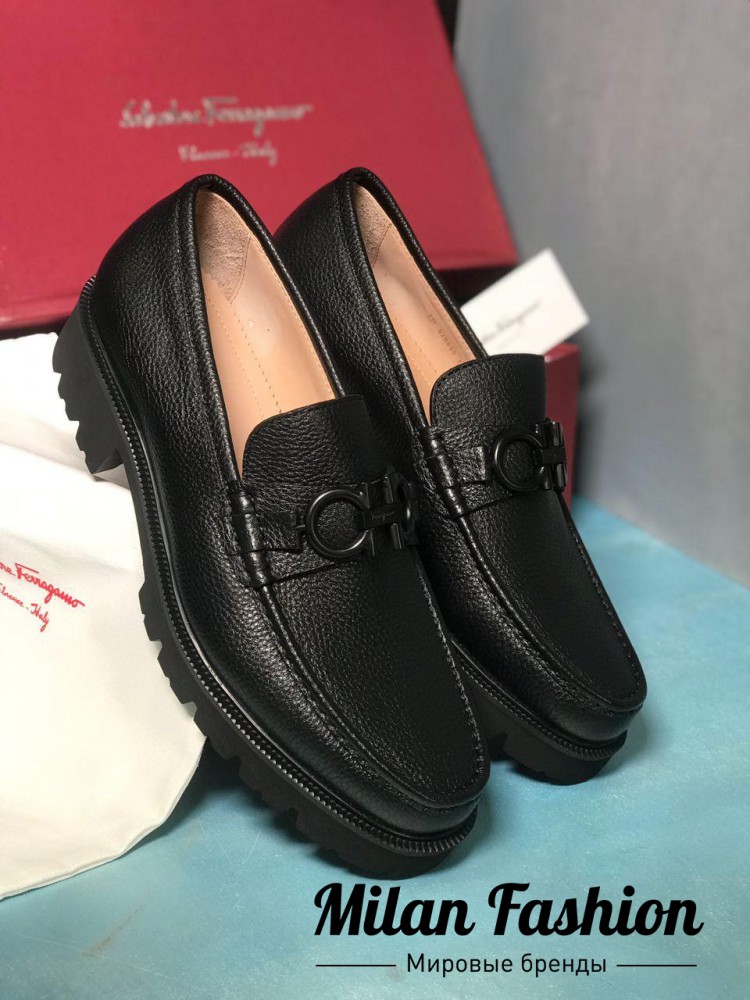 Лоферы Salvatore Ferragamo V6577. Вид 1