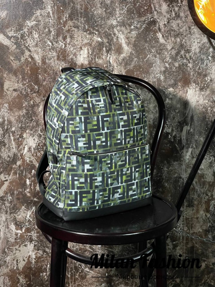 Рюкзак  Fendi V10560. Вид 5