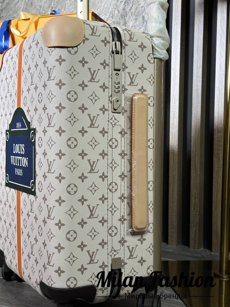 Чемодан  Louis Vuitton V33908. Вид 5