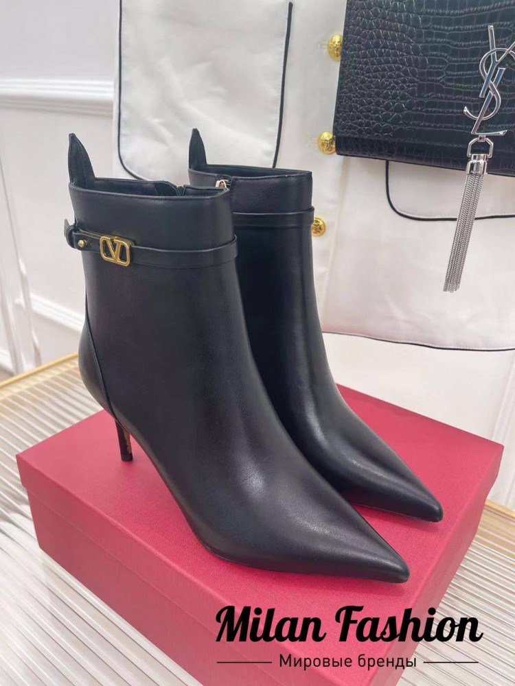Ботинки  Valentino V13681. Вид 2