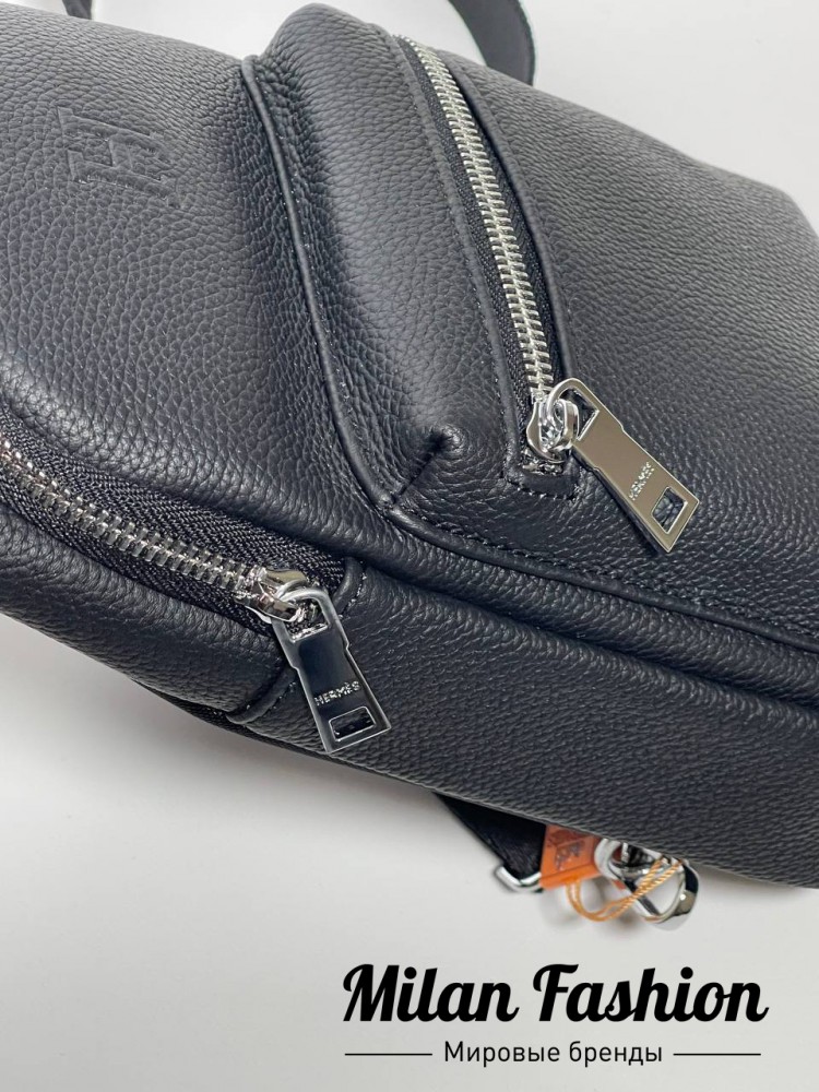 Нагрудная сумка  Hermes V35860. Вид 2