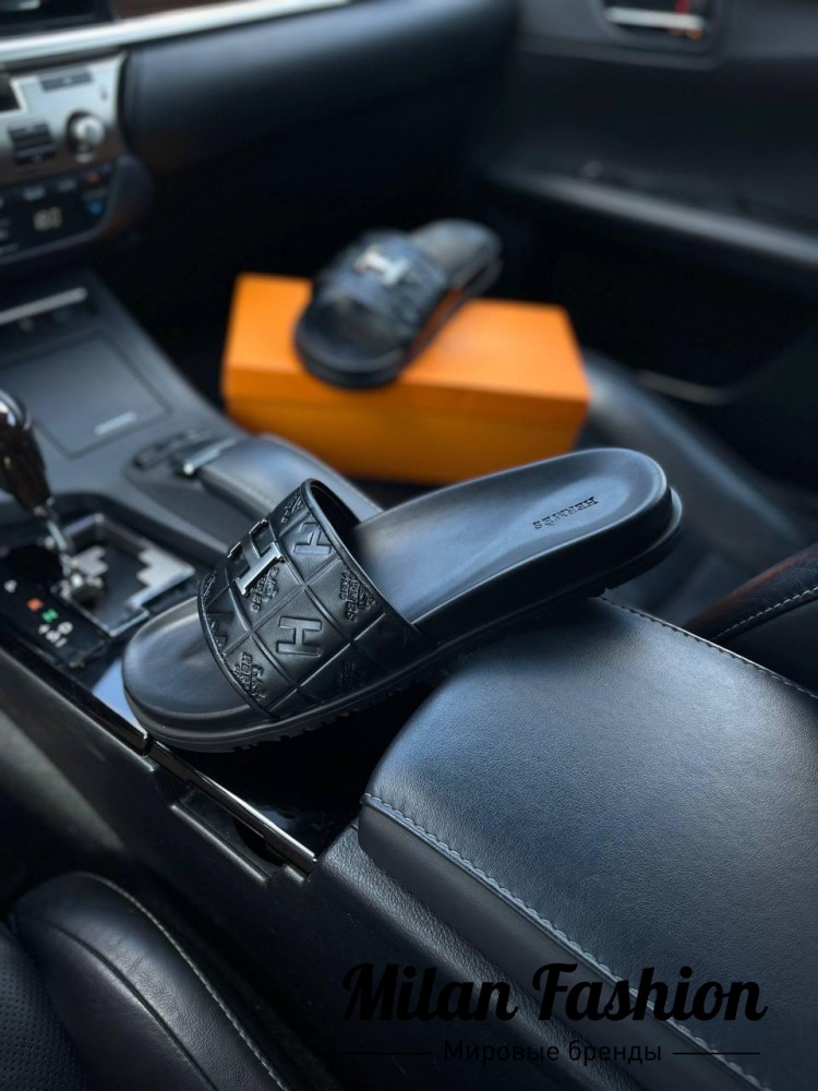 Шлёпанцы  Hermes V9874. Вид 2