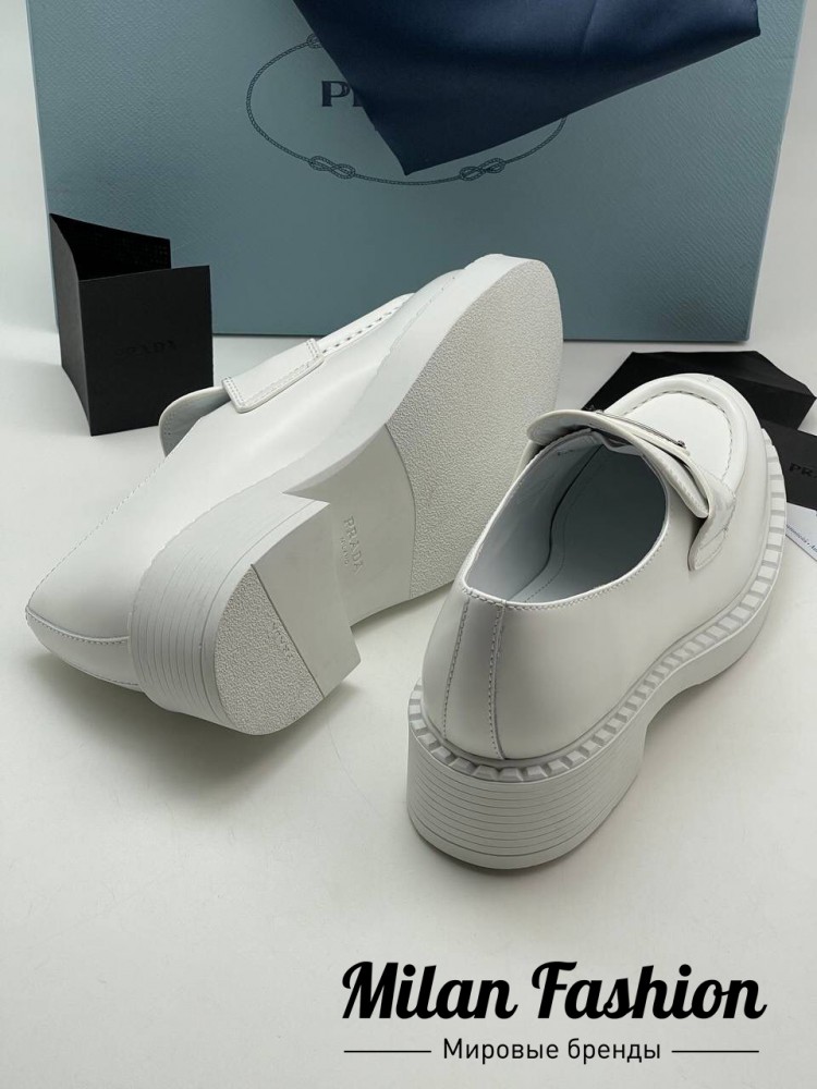 Лоферы  Prada V6584. Вид 4