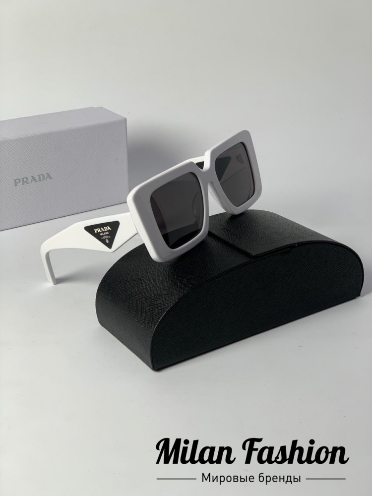 Очки  Prada V11056. Вид 1