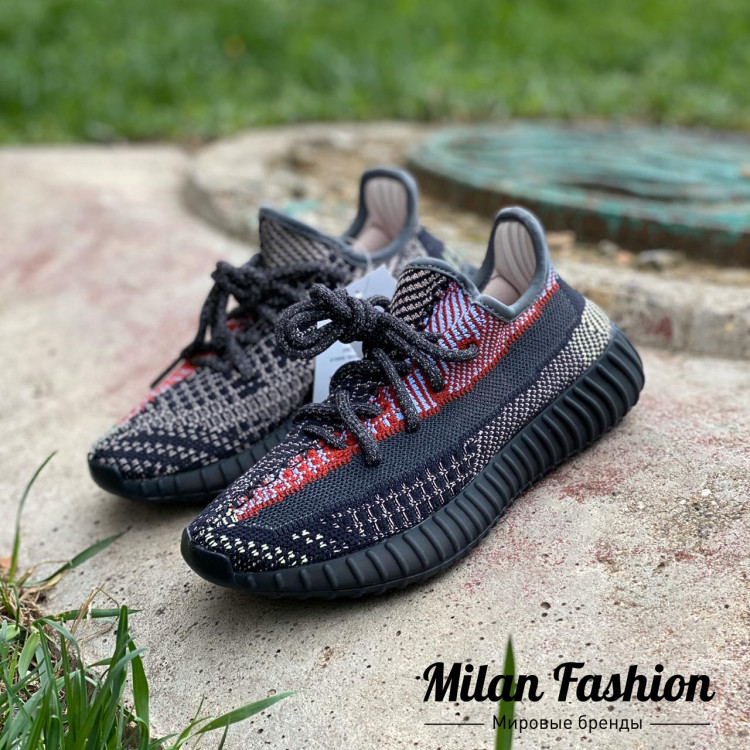 Кроссовки Adidas Yeezy Boost v1831. Вид 1