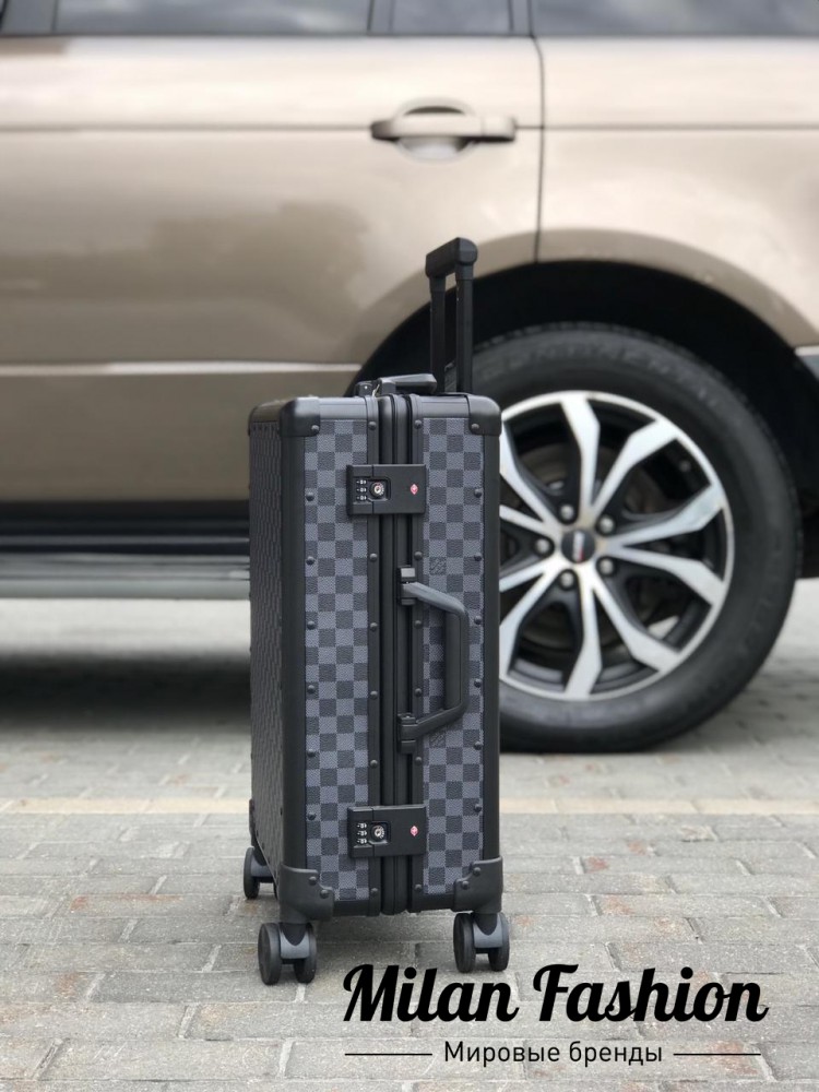Чемодан  Louis Vuitton V9509. Вид 3