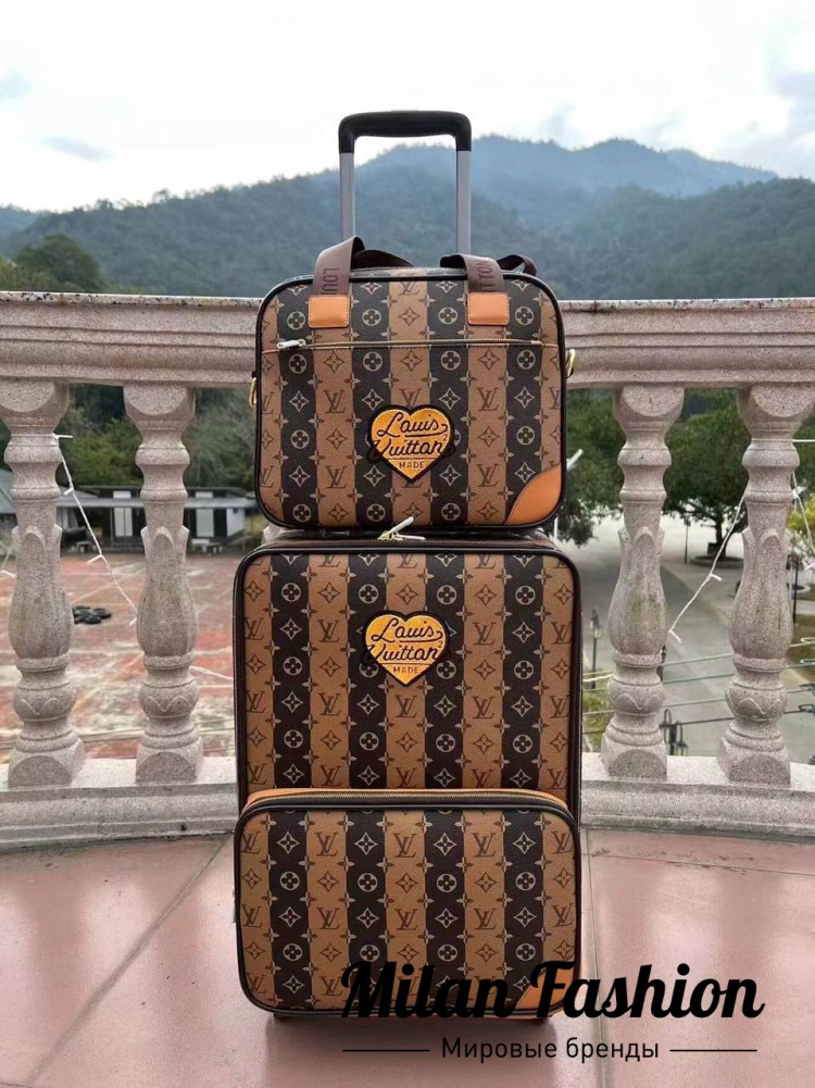 Чемодан  Louis Vuitton V31308. Вид 1