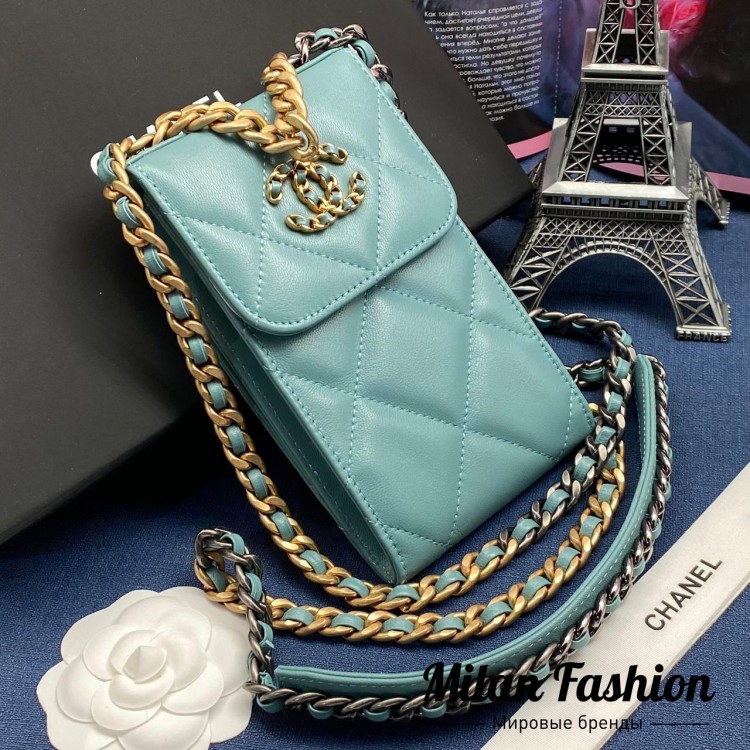 Сумка под телефон  Chanel V6909. Вид 1
