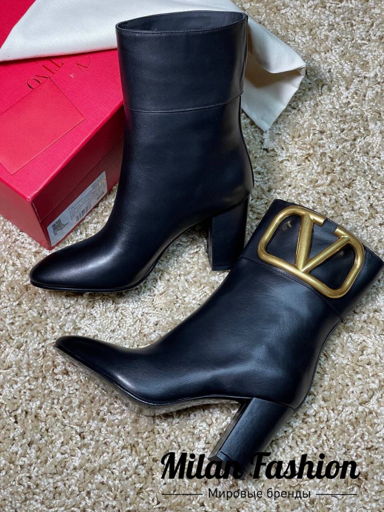Ботинки  Valentino V13642. Вид 4