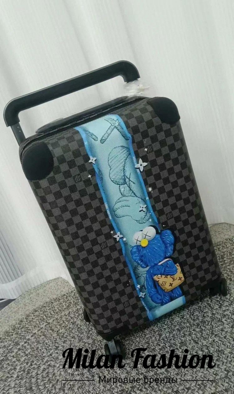 Чемодан  Louis Vuitton V144055. Вид 1