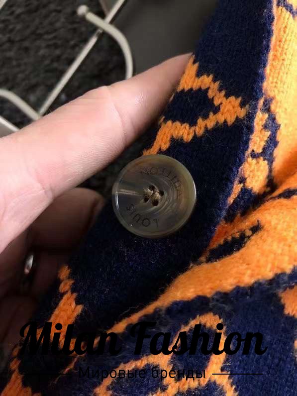 Кардиган  Louis Vuitton V33800. Вид 4