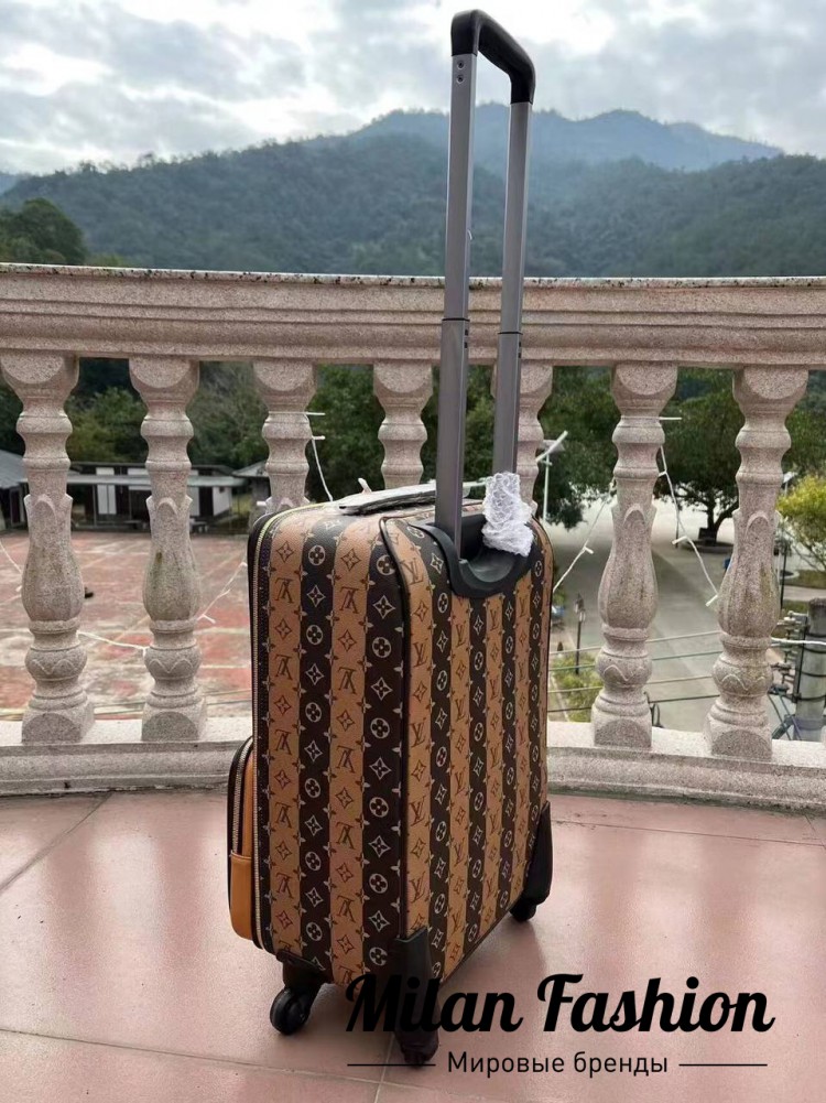 Чемодан  Louis Vuitton V31308. Вид 6