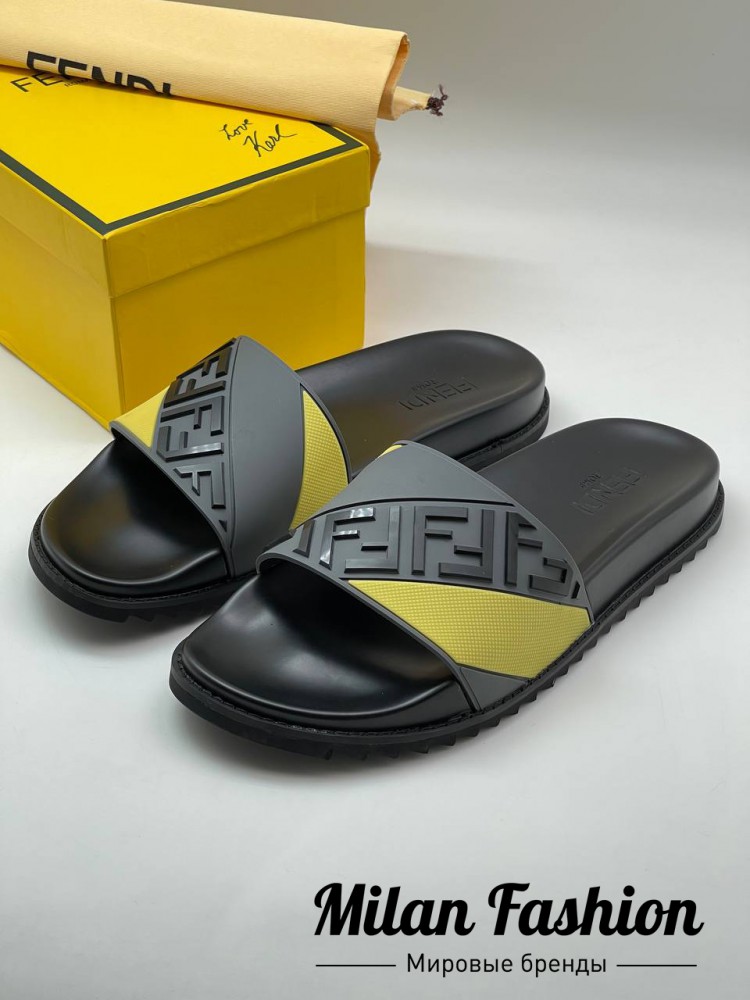 Шлёпанцы  Fendi V11376. Вид 2