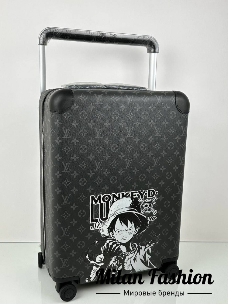 Чемодан  Louis Vuitton V32273. Вид 1