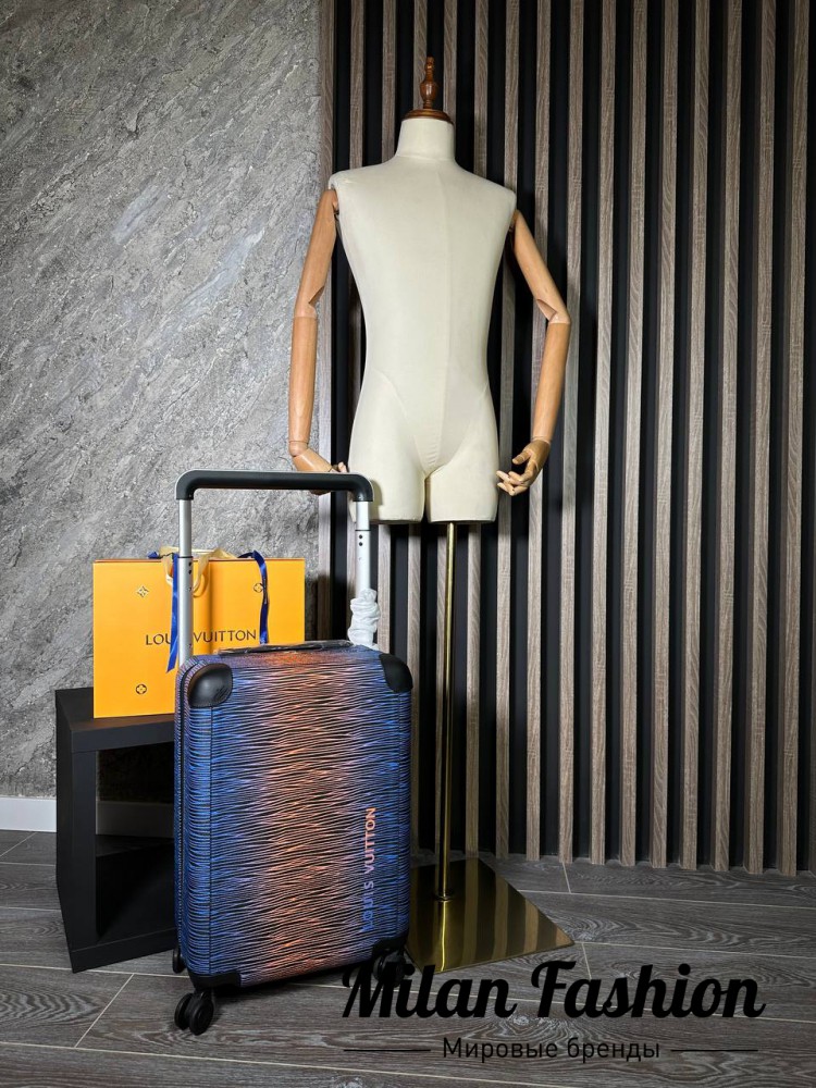 Чемодан  Louis Vuitton V35055. Вид 2