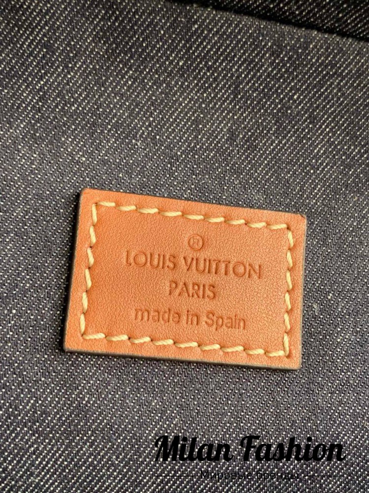 Сумка -слинг  Louis Vuitton V35698. Вид 9
